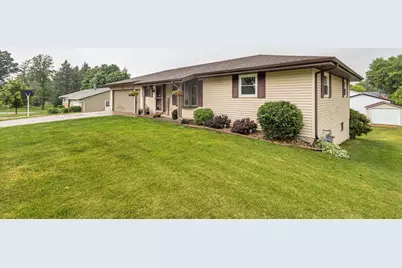 811 S Madison Street, Cuba City,  53807 - Photo 33