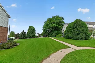 2991 Holborn Cir, Madison, WI 53718 - Photo 7