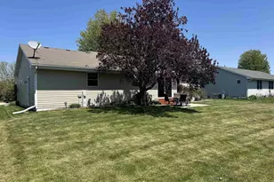 3718 Labrador Dr, Janesville, WI 53546 - Photo 29