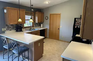 3718 Labrador Dr, Janesville, WI 53546 - Photo 9