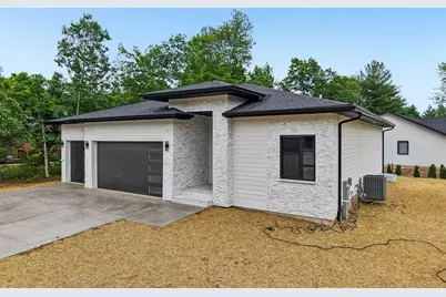 386 Oakbrook Drive, Wisconsin Dells, WI 53965 - Photo 63