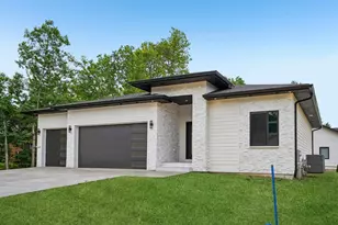 386 Oakbrook Dr, Wisconsin Dells, WI 53965 - Photo 71