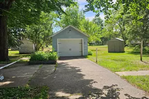 224 N Madison St, Coloma, WI 54930 - Photo 5