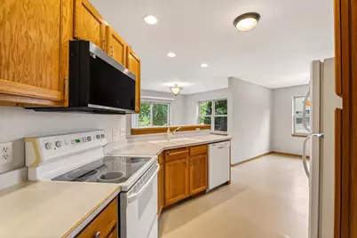 1331 Swordleaf Lane, Sun Prairie, WI 53590 - Photo 7