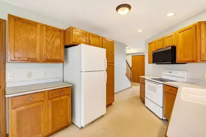 1331 Swordleaf Lane, Sun Prairie, WI 53590 - Photo 9