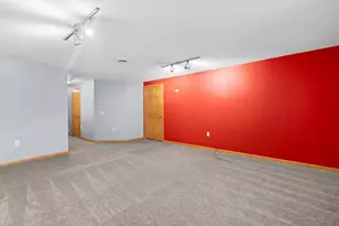 3829 Maple Grove Dr, Madison, WI 53719 - Photo 41