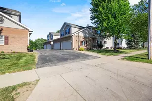 3829 Maple Grove Dr, Madison, WI 53719 - Photo 11