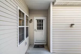 3829 Maple Grove Dr, Madison, WI 53719 - Photo 5