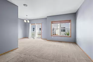 3829 Maple Grove Dr, Madison, WI 53719 - Photo 5