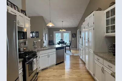 847 Cambridge Drive, Janesville, WI 53548 - Photo 17