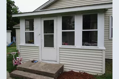 215 S Prairie Street, Prairie Du Chien, WI 53821 - Photo 3