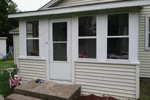 215 S Prairie St, Prairie Du Chien, WI 53821 - Photo 3