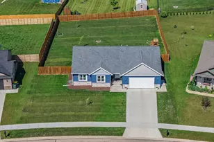 2055 Willow Run, Reedsburg, WI 53959 - Photo 5