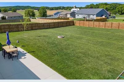 2055 Willow Run, Reedsburg, WI 53959 - Photo 13