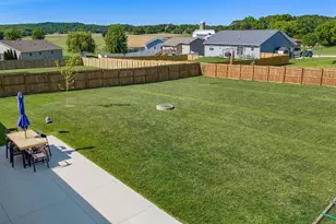 2055 Willow Run, Reedsburg, WI 53959 - Photo 13