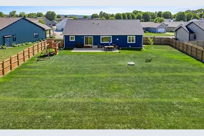 2055 Willow Run, Reedsburg, WI 53959 - Photo 9