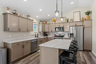 2055 Willow Run, Reedsburg, WI 53959 - Photo 21