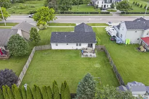 4433 E Milwaukee St, Janesville, WI 53546 - Photo 33