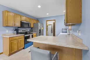4433 E Milwaukee St, Janesville, WI 53546 - Photo 7