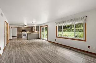 3702 Spring Hill Ct, Middleton, WI 53562 - Photo 19