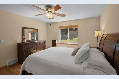909 Tony Drive, Madison, WI 53704 - Photo 13