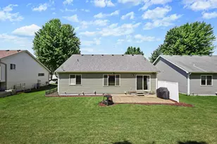 909 Tony Dr, Madison, WI 53704 - Photo 25