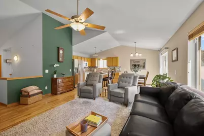909 Tony Drive, Madison, WI 53704 - Photo 3