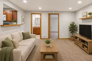 309 Cedar St, Baraboo, WI 53913 - Photo 15