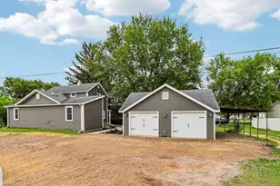 309 Cedar St, Baraboo, WI 53913 - Photo 47