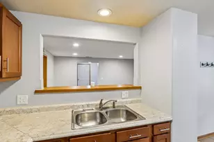 309 Cedar St, Baraboo, WI 53913 - Photo 17