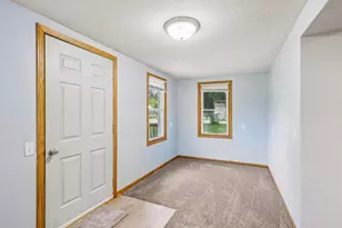309 Cedar St, Baraboo, WI 53913 - Photo 7