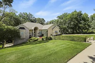 1706 Shady Point Dr, Verona, WI 53593 - Photo 7