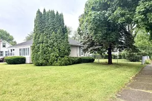 1402 Bennett St, Janesville, WI 53545 - Photo 5