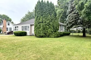 1402 Bennett St, Janesville, WI 53545 - Photo 3