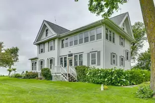 2749 Town Hall Rd, Mount Horeb, WI 53572 - Photo 11