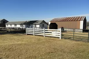 2749 Town Hall Rd, Mount Horeb, WI 53572 - Photo 77
