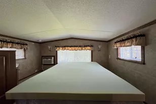 488 Westview Ct, Edgerton, WI 53534 - Photo 9
