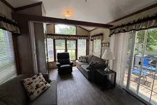 488 Westview Ct, Edgerton, WI 53534 - Photo 5