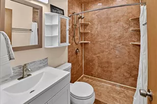 4521 Jade Ln, Madison, WI 53714 - Photo 13