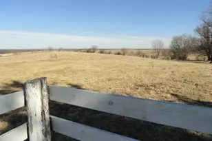 2749 Town Hall Rd, Mount Horeb, WI 53572 - Photo 81