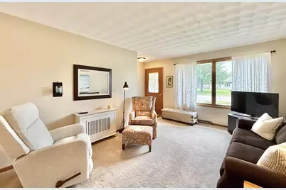 4105 Mackinac Drive, Janesville, WI 53546 - Photo 13
