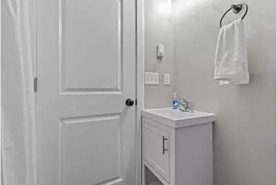 138 E Front Street, Marquette, WI 53947 - Photo 25