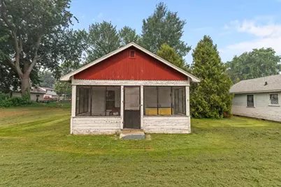 138 E Front Street, Marquette, WI 53947 - Photo 57