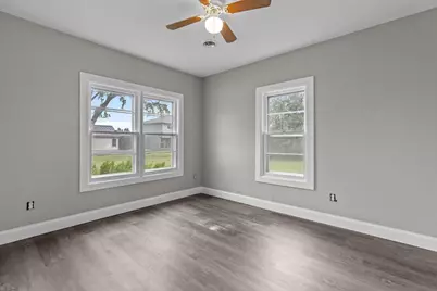 138 E Front Street, Marquette, WI 53947 - Photo 83