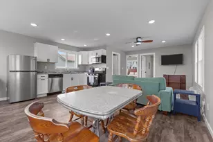 138 E Front St, Marquette, WI 53947 - Photo 11