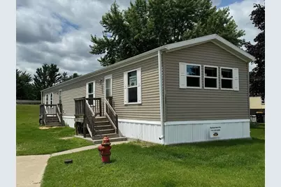 135 Maple Street #135, Reedsburg, WI 53953 - Photo 5
