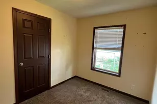 135 Maple St, Reedsburg, WI 53953 - Photo 7