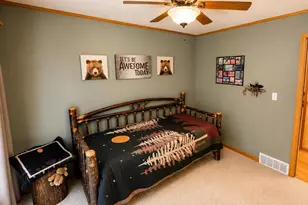 1352 Windsor Cir, Watertown, WI 53098 - Photo 19