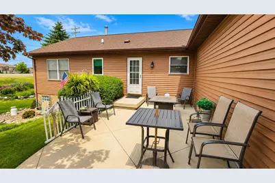 1352 Windsor Circle, Watertown, WI 53098 - Photo 7