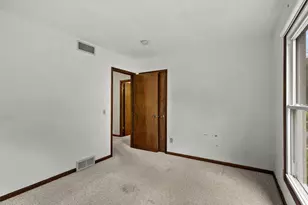 3906 Rolling Hill Dr, Middleton, WI 53562 - Photo 25